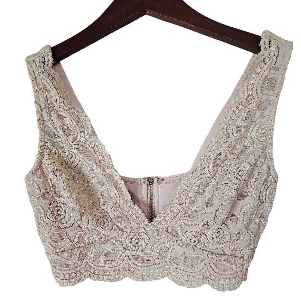 Bebe V Neck Size XS Floral Lace Wireless Layer‎ Beige Bra Top